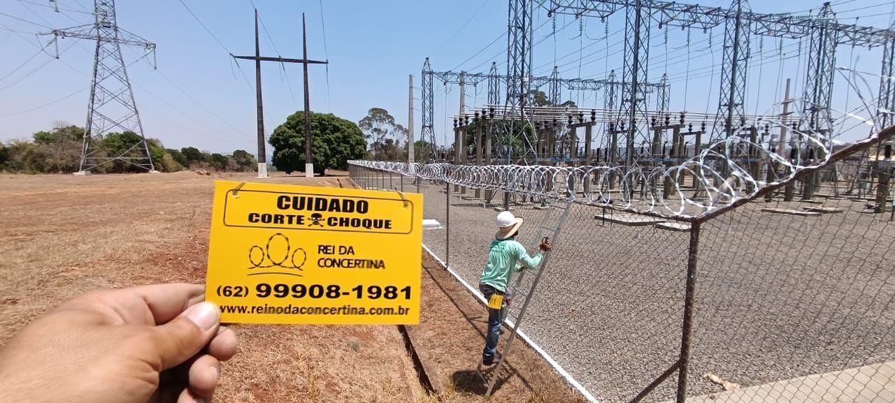 Concertina instalada em subestação de energia